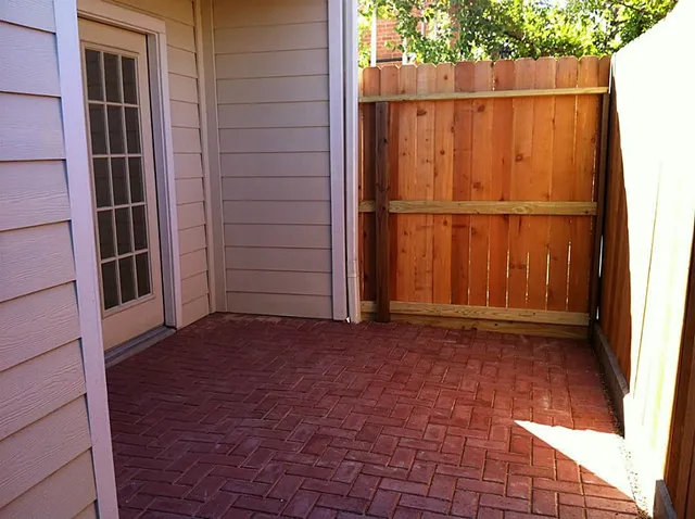 $3,300 | 5629 Dolores Street, Unit B, Houston, TX 77057