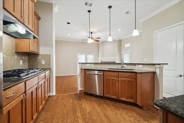 $3,095 | 5629 Dolores Street, Unit B, Houston, TX 77057