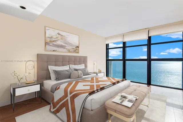 $7,000 | 5757 Collins Avenue, Unit 2106, Miami Beach, FL 33140