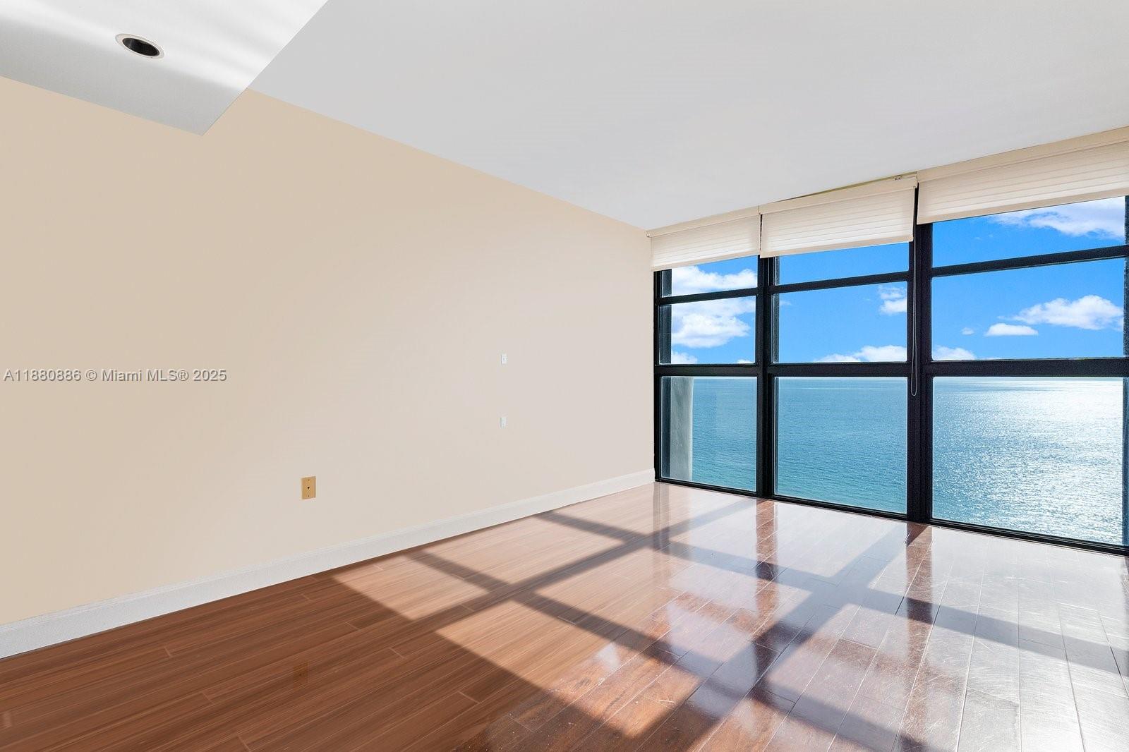 5757 Collins Avenue, Unit 2106 Miami Beach, FL 33140 - Photo 22 of 45