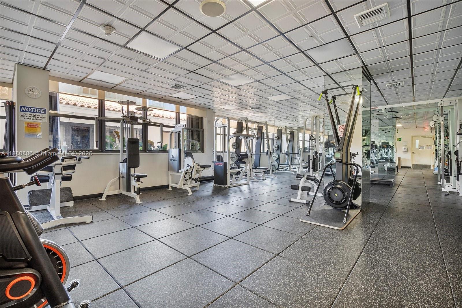 5757 Collins Avenue, Unit 2106 Miami Beach, FL 33140 - Photo 43 of 45