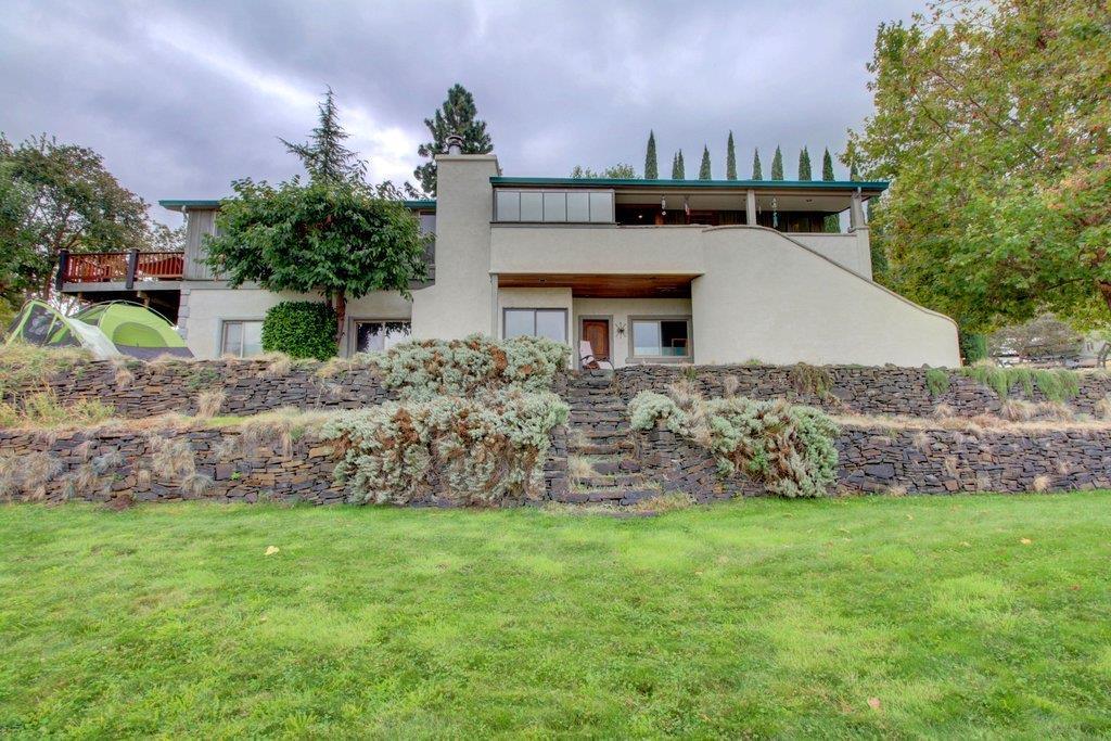 503 West Hilltop Road Talent, OR 97540 - Photo 5 of 35 Additional Photo
