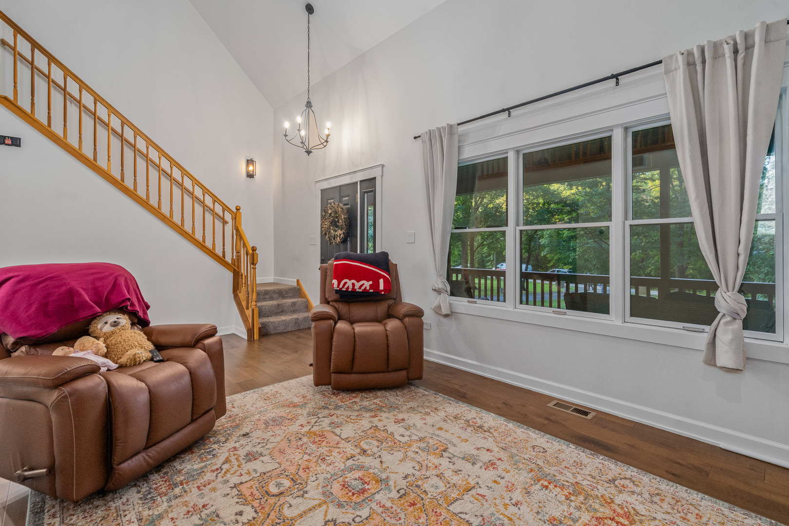 5705 Timber Lane West Monee, IL 60449 - Photo 10 of 52 a living room with furniture and a window