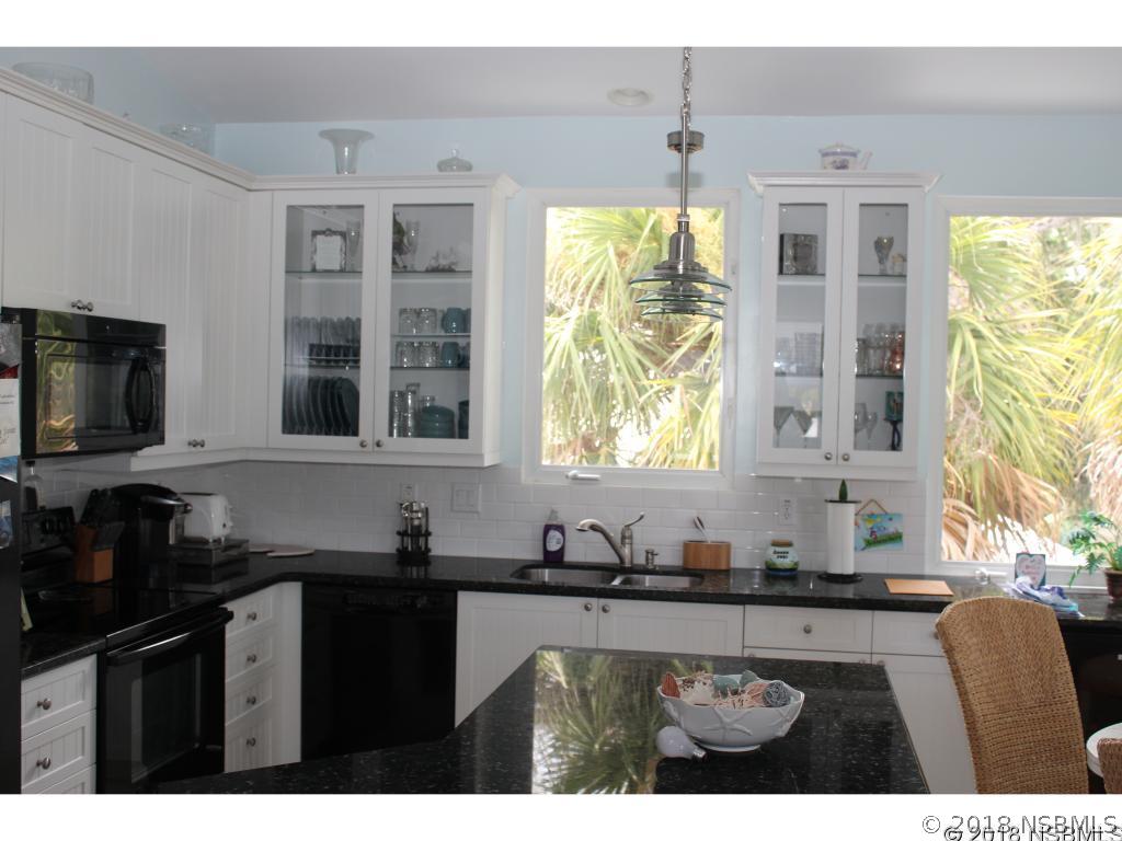 189 Flamingo Road Edgewater, FL 32141 - Photo 16 of 19 Gallery Image 16