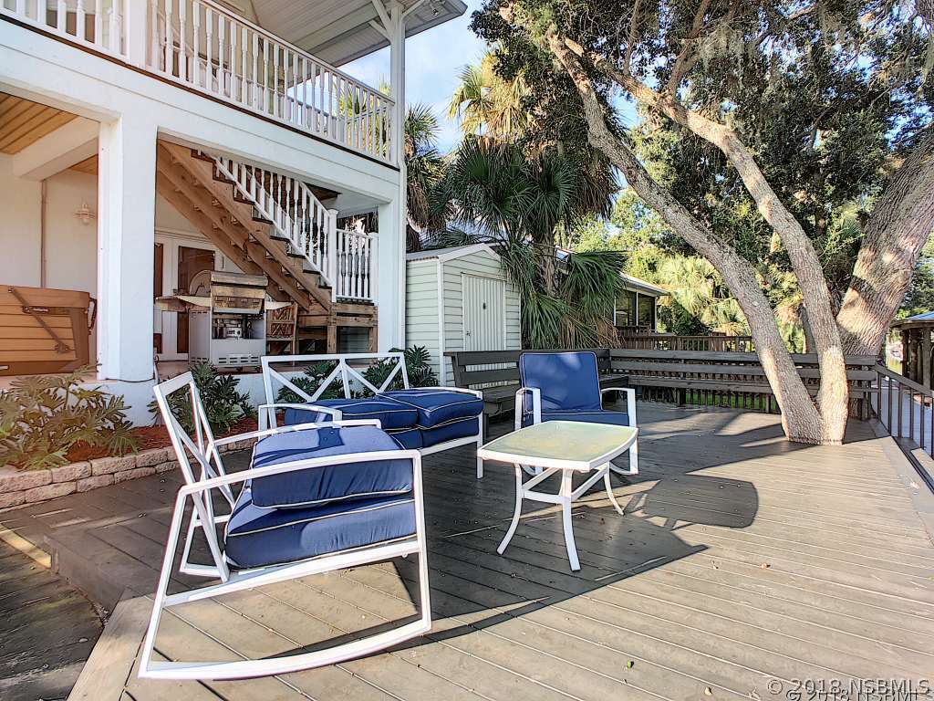 189 Flamingo Road Edgewater, FL 32141 - Photo 3 of 19 Gallery Image 3