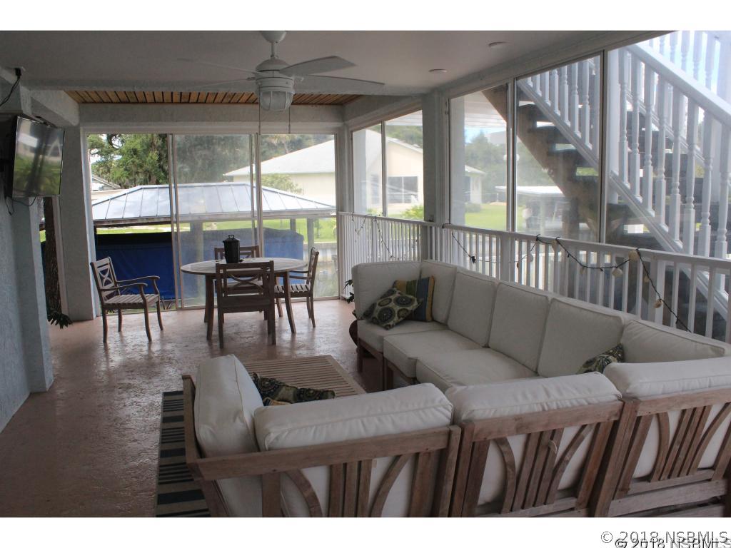 189 Flamingo Road Edgewater, FL 32141 - Photo 6 of 19 Gallery Image 6