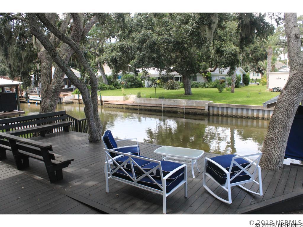 189 Flamingo Road Edgewater, FL 32141 - Photo 7 of 19 Gallery Image 7