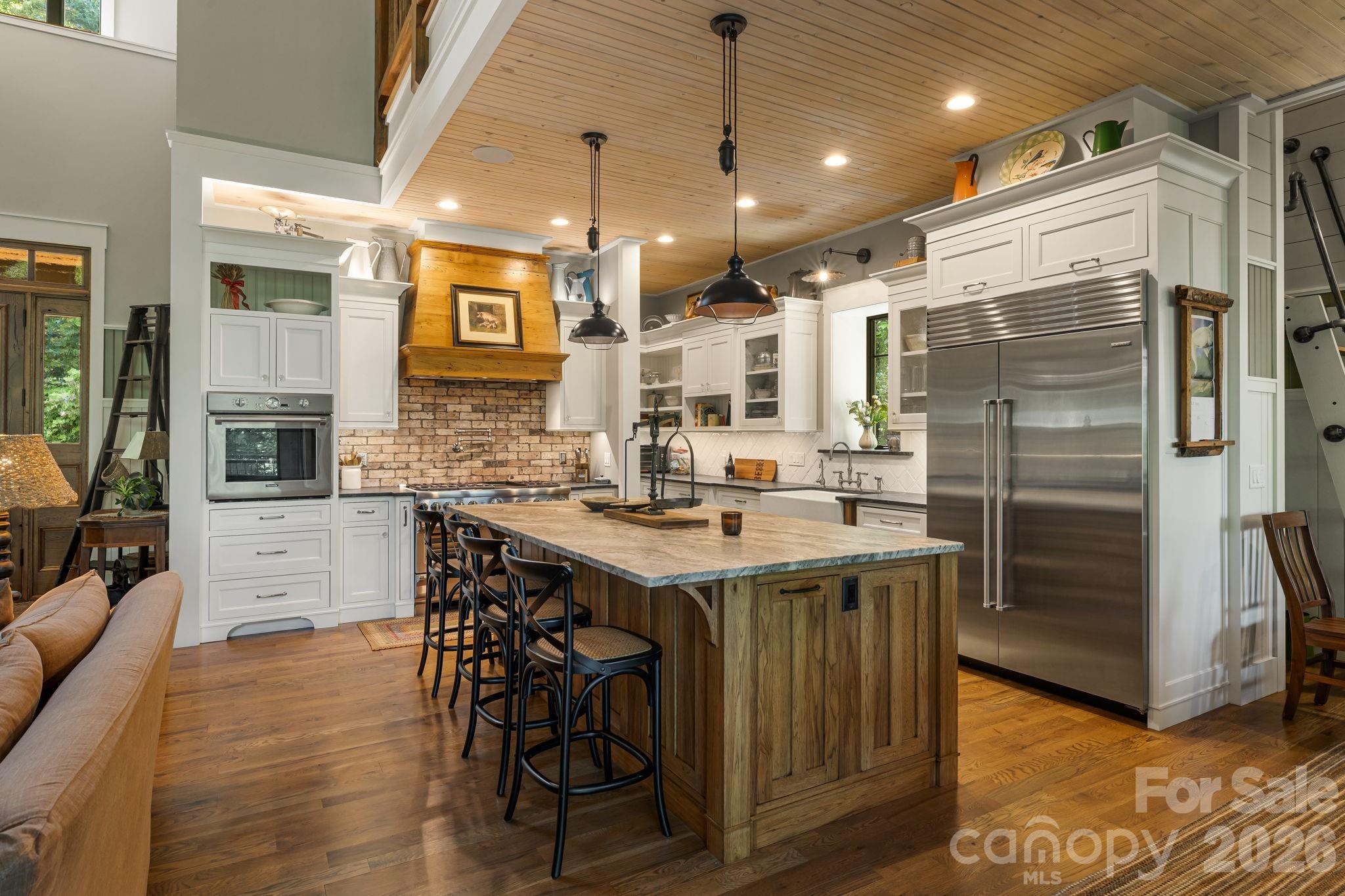 80 East Reach Road, Unit 117 Sylva, NC 28779 - Photo 11 of 46 Gallery Image 11