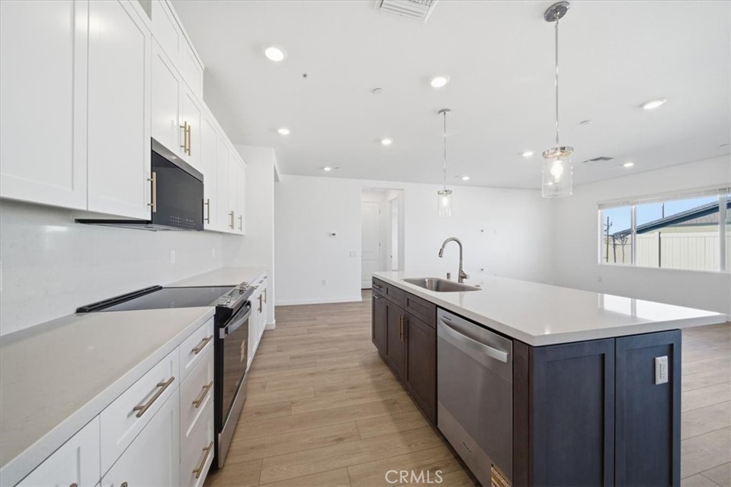 44273 Homestead Street Lancaster, CA 93535 - Photo 11 of 28 PHOTOS ARE OF MODEL MATCH AND HAVE BEEN VIRTUALLY STAGED - EXTERIOR AND INTERIOR FINISHES MAY VARY