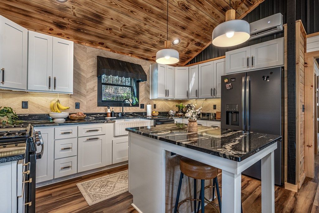 205 Ross Ridge Road Murphy, NC 28906 - Photo 12 of 49