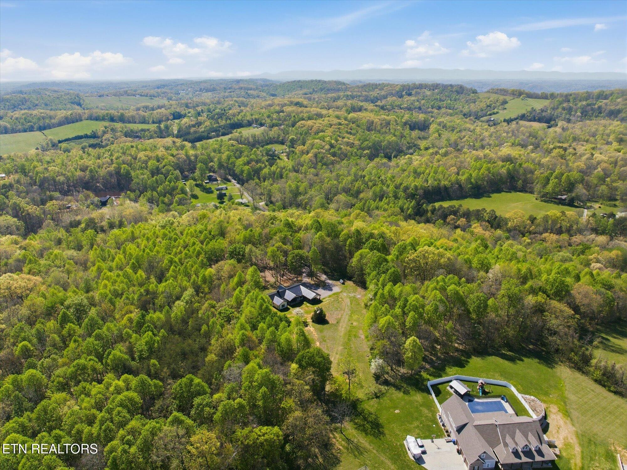 8212 Barker Road Corryton, TN 37721 - Photo 48 of 56 Gallery Image 48