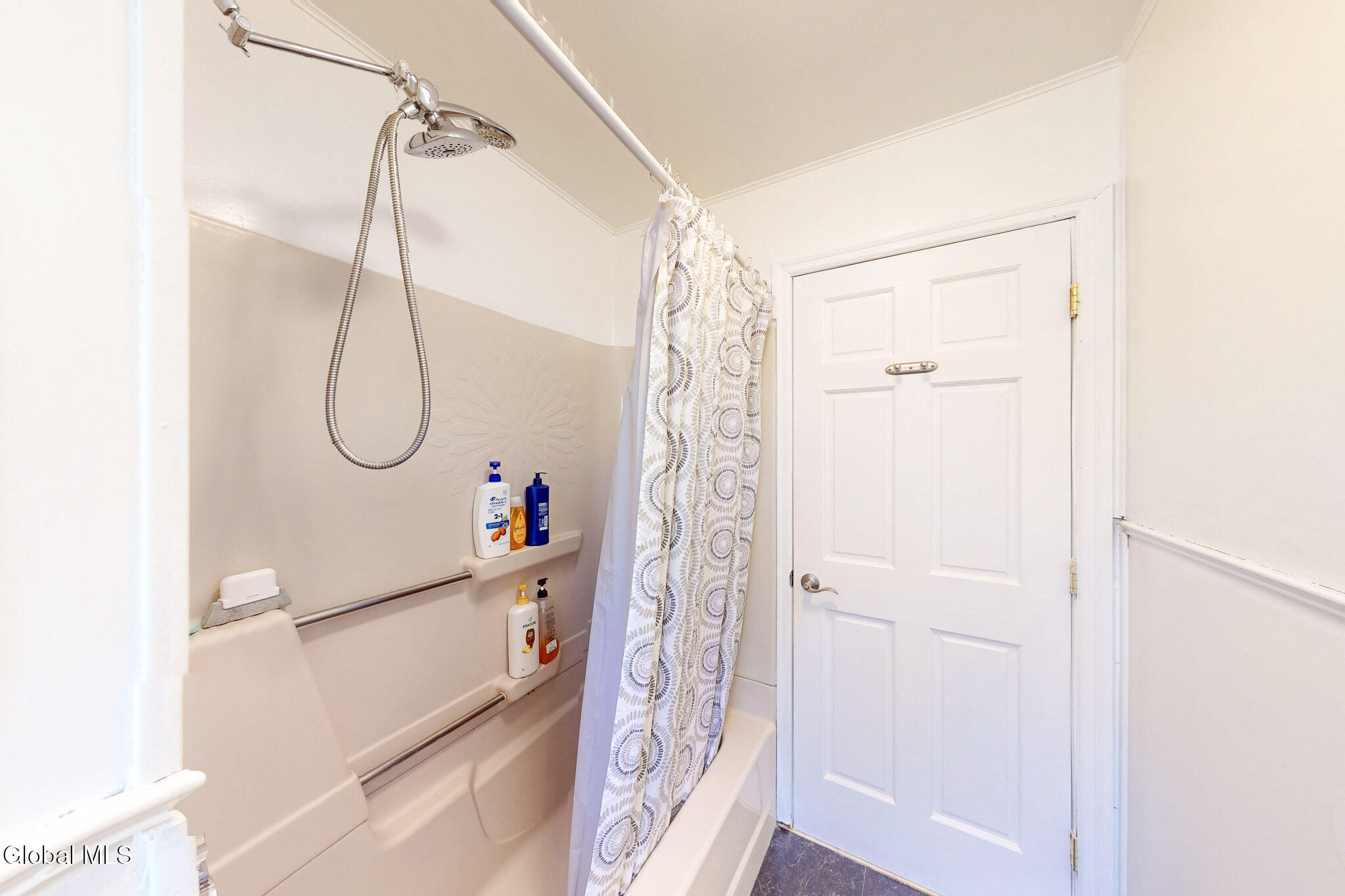 539 Albany Shaker Road Colonie, NY 12211 - Photo 17 of 46 NON LOGO-15