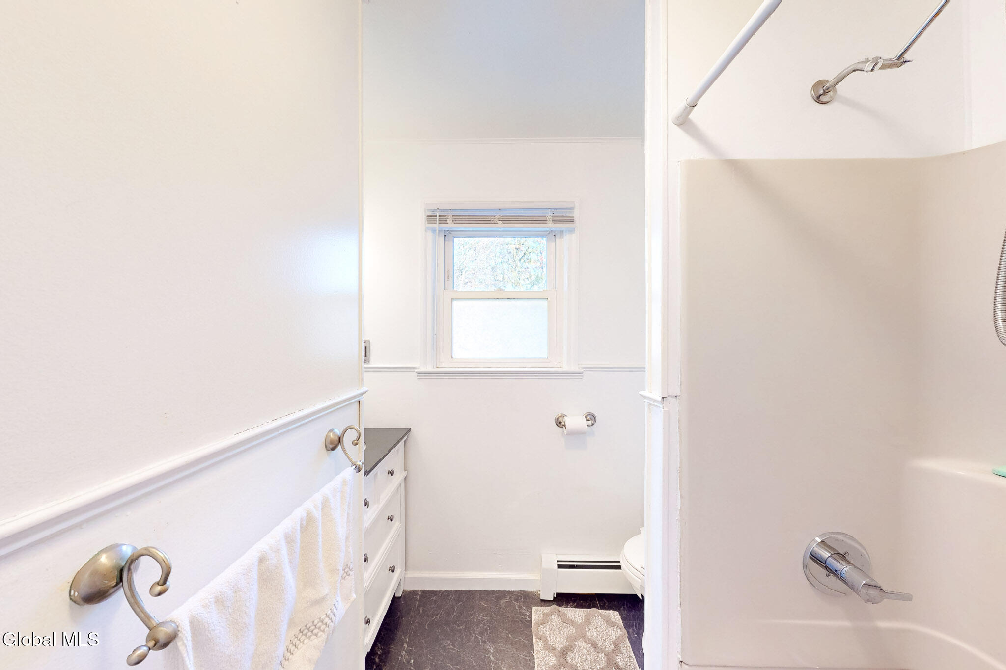 539 Albany Shaker Road Colonie, NY 12211 - Photo 18 of 46 NON LOGO-16