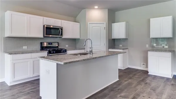 $245,000 | 8120 Caden Lane, Iowa, LA 70647