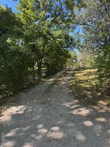 $129,000 | 9723 Greenridge Heights Road, Fairview Heights, IL 62208