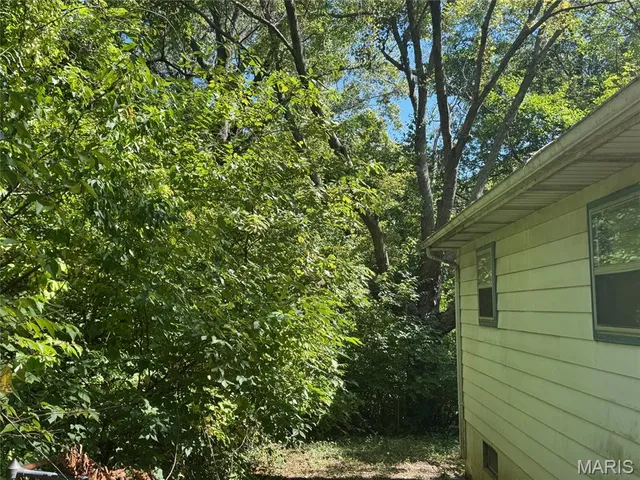 $129,000 | 9723 Greenridge Heights Road, Fairview Heights, IL 62208