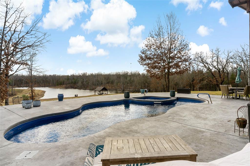 8009 Farm Road 910 Bogata, TX 75417 - Photo 27 of 30