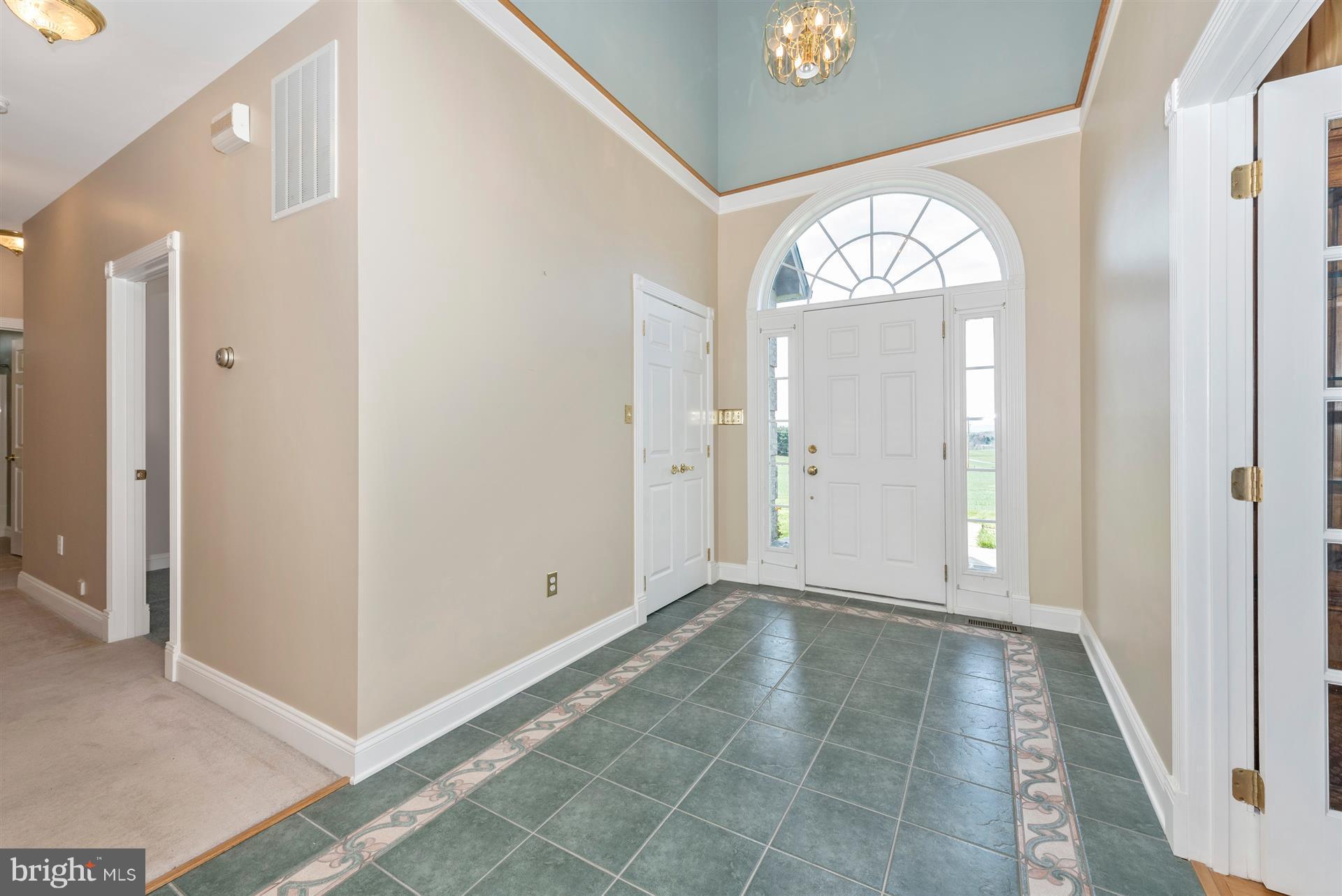 6445 New London Road New Market, MD 21774 - Photo 5 of 30 Inviting Foyer / Entryway has Ceramic Floors
