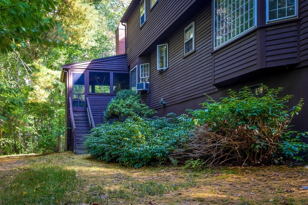 8 Stoney Brook Road Sherborn, MA 01770 - Photo 23 of 24 Gallery Image 23