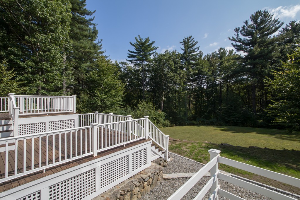 139 Green Road Bolton, MA 01740 - Photo 3 of 20