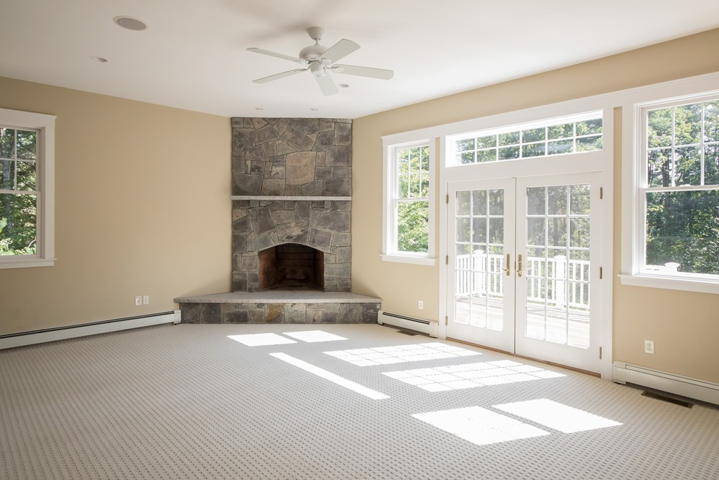 139 Green Road Bolton, MA 01740 - Photo 10 of 20