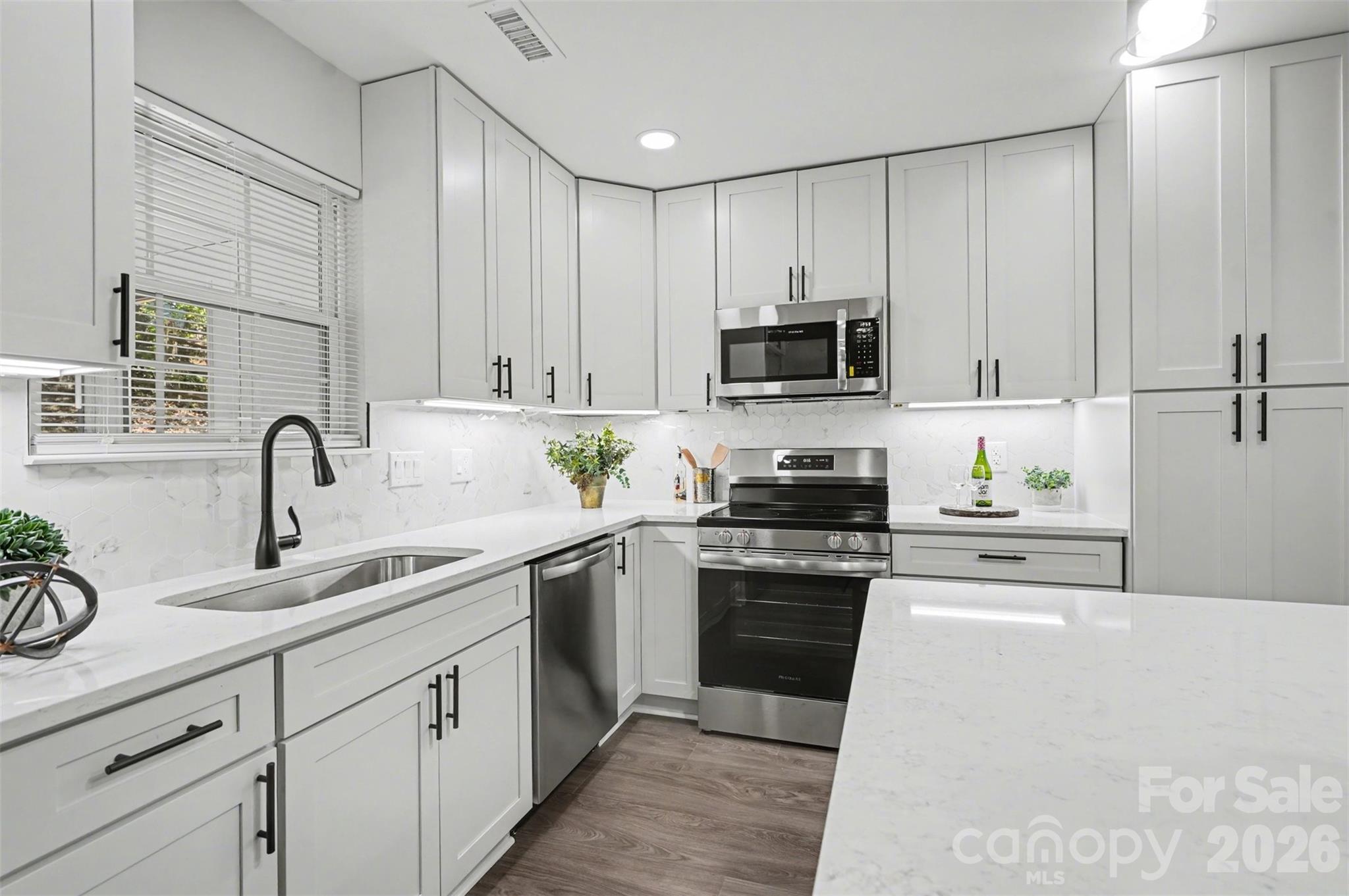 7138 Rena Mae Lane Charlotte, NC 28227 - Photo 10 of 19