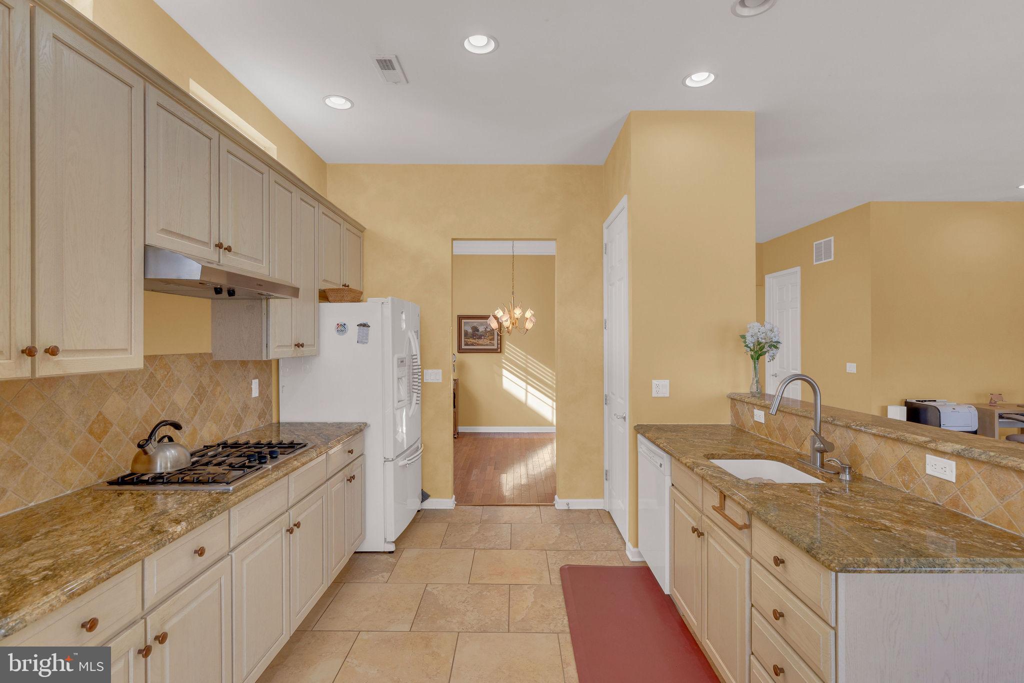 80 Einstein Way Cranbury, NJ 08512 - Photo 16 of 31