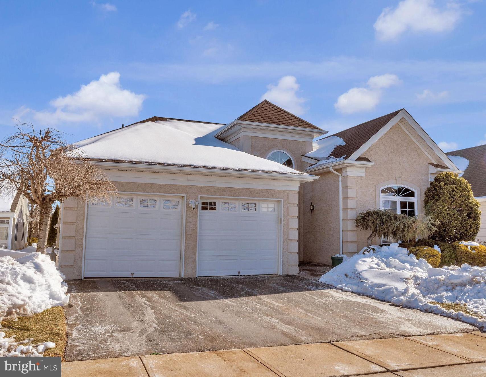 80 Einstein Way Cranbury, NJ 08512 - Photo 2 of 31