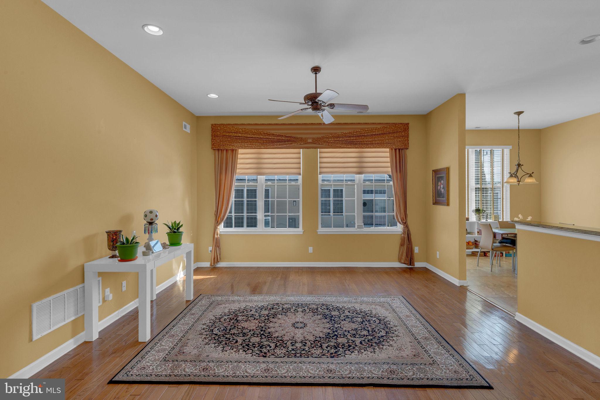 80 Einstein Way Cranbury, NJ 08512 - Photo 9 of 31