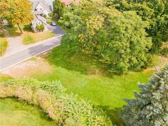 $74,900 | 397 Rock Beach Road, Irondequoit, NY 14617