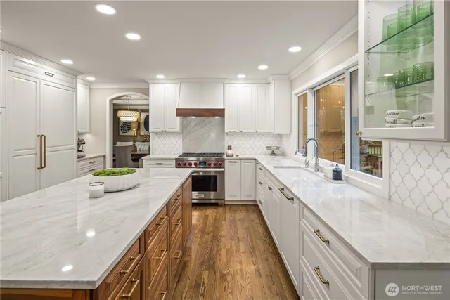 $2,850,000 | 21319 Northeast 101st Court, Redmond, WA 98053