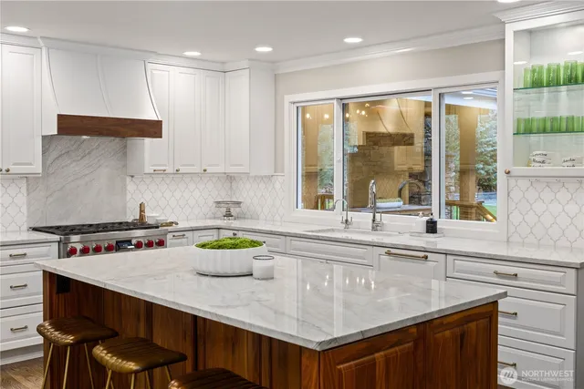 $2,850,000 | 21319 Northeast 101st Court, Redmond, WA 98053