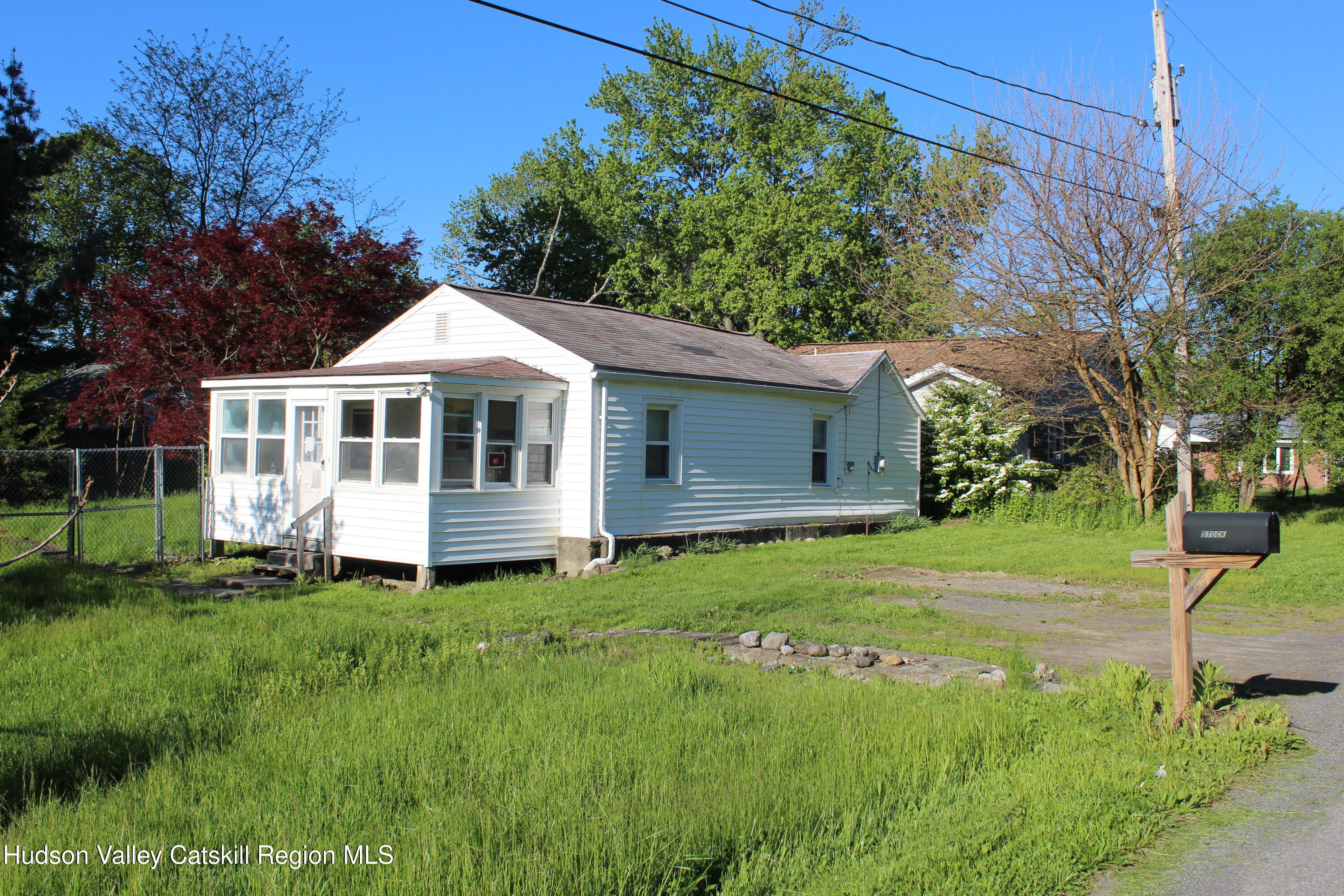 10 Ravish Road Hudson, NY 12534 - Photo 3 of 17 IMG_1093