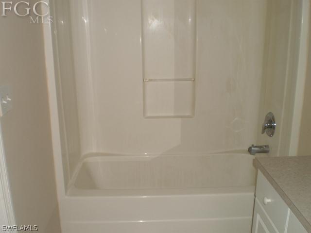 640 Homestead Road South Lehigh Acres, FL 33974 - Photo 14 of 21 a close view of a bathtub in bathroom