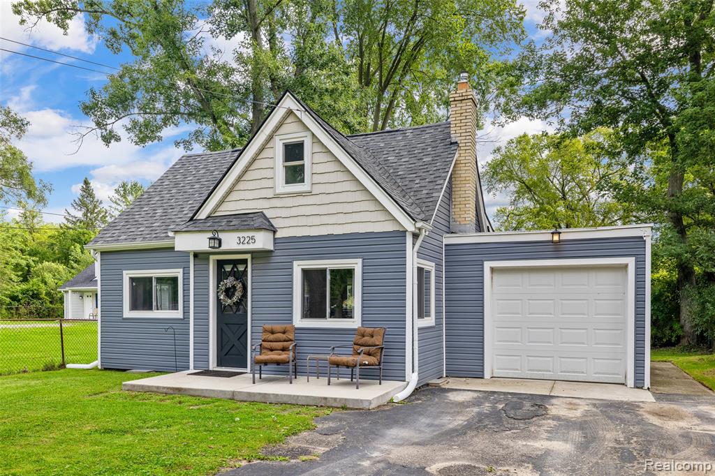 3225 Donley Avenue Rochester Hills, MI 48309 - Photo 2 of 44
