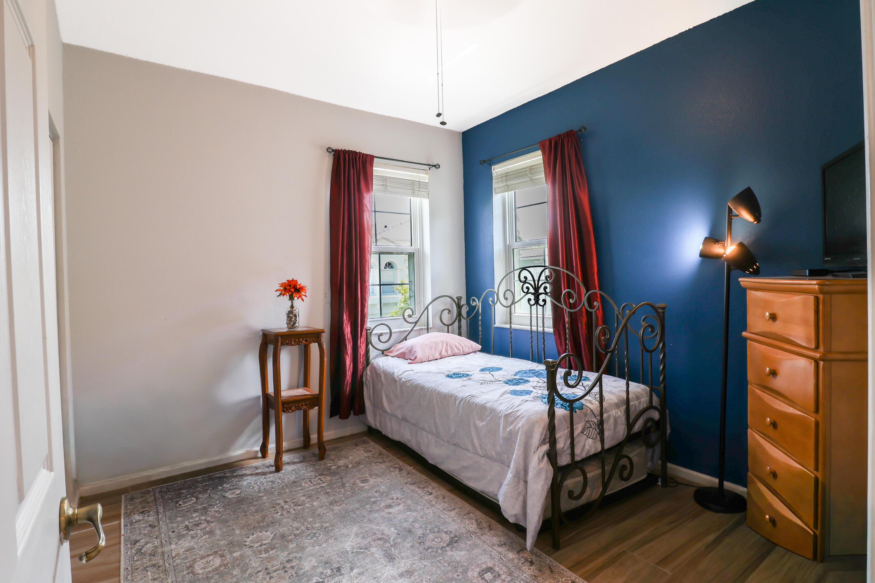 3133 Laurel Ridge Circle Riviera Beach, FL 33404 - Photo 14 of 27 Guest Bedroom