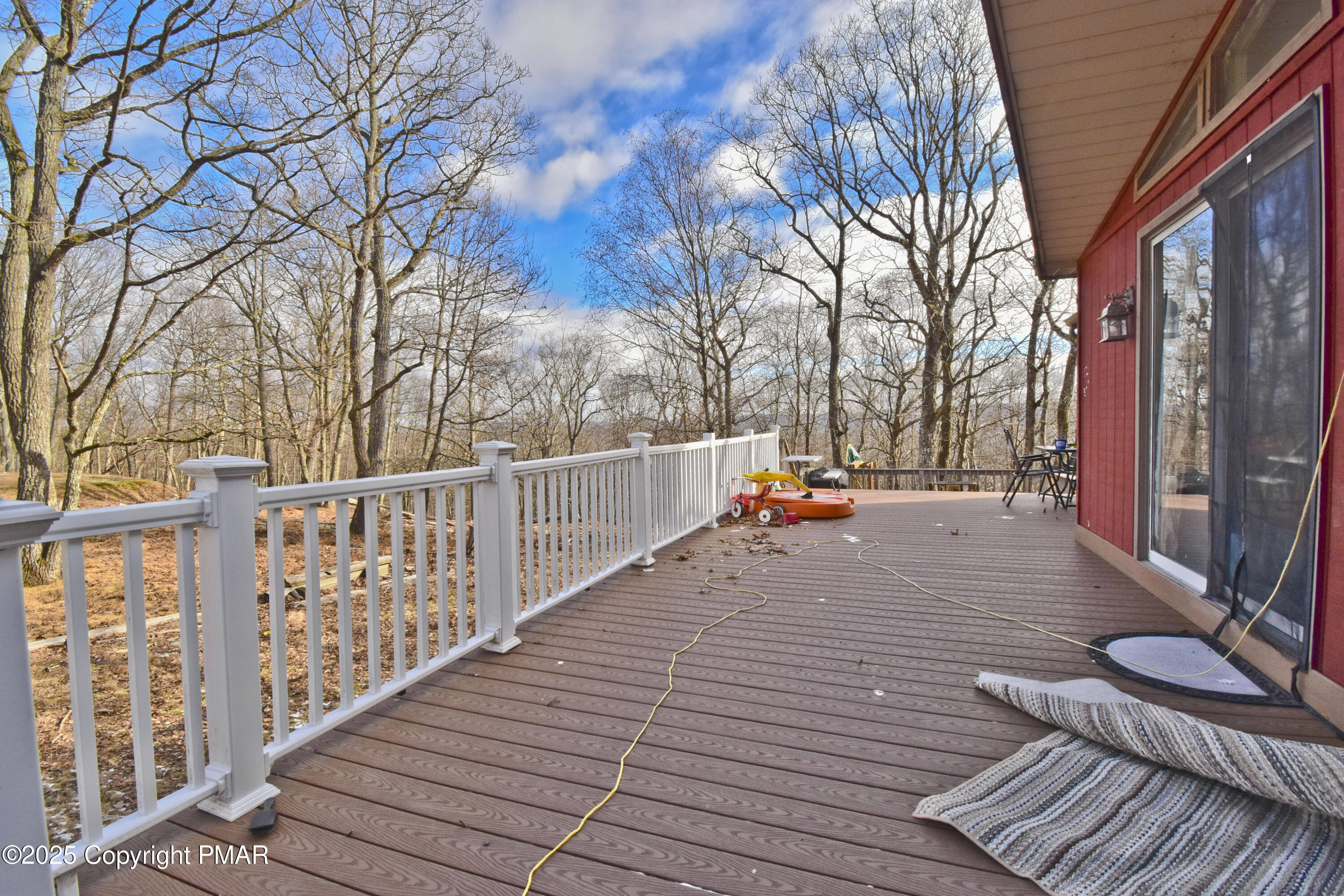 154 Hummingbird Trail Bushkill, PA 18324 - Photo 22 of 33 12 Deck (1)