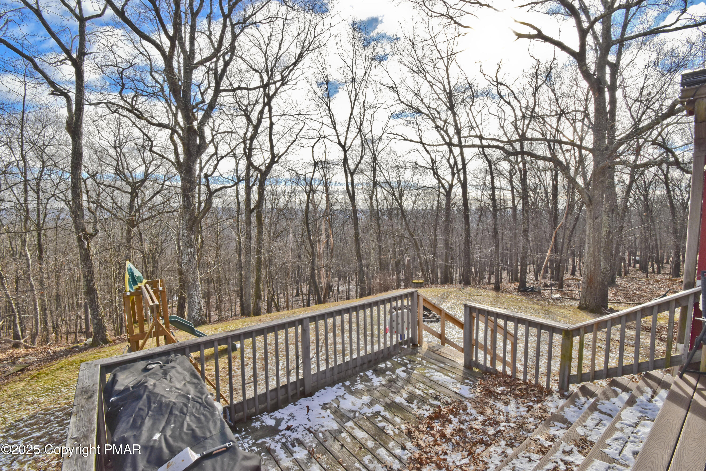 154 Hummingbird Trail Bushkill, PA 18324 - Photo 24 of 33 12 Deck (3)