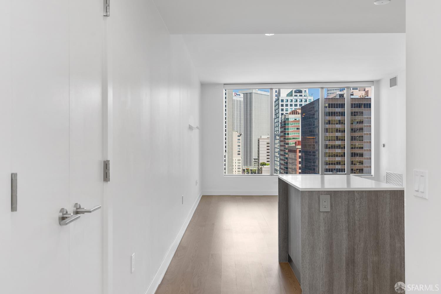 338 Main Street, Unit 22H San Francisco, CA 94105 - Photo 2 of 43
