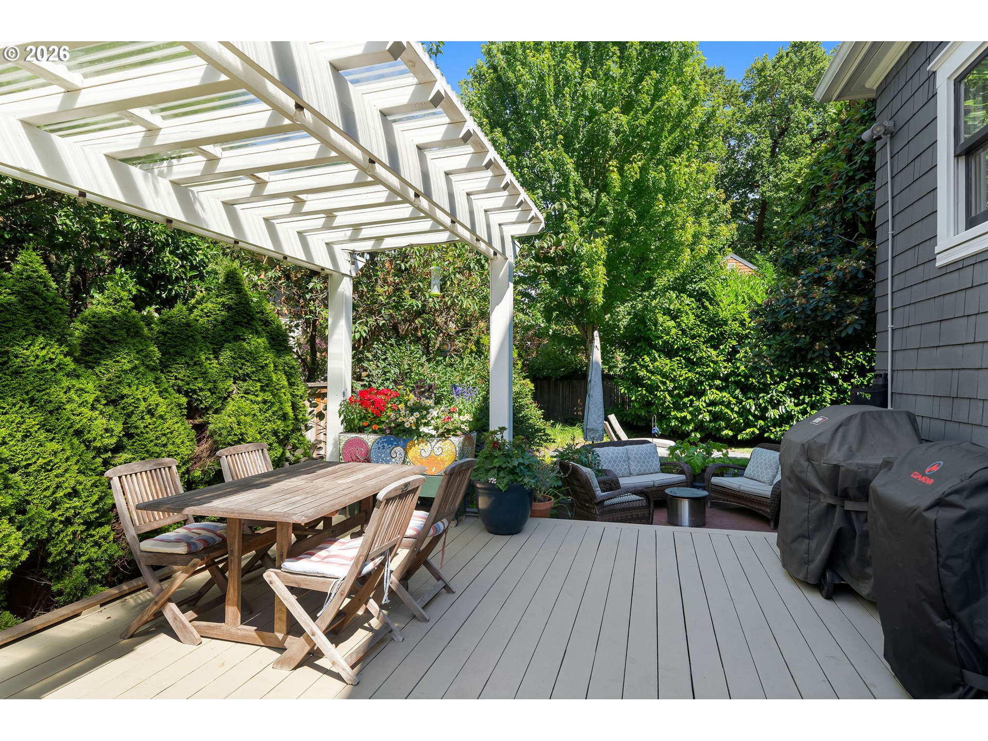 2127 Southwest Elm Street Portland, OR 97201 - Photo 33 of 48 Deck