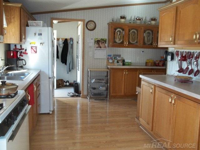 4288 Mortimer Line Road Croswell, MI 48422 - Photo 19 of 49 31285259-18.JPG