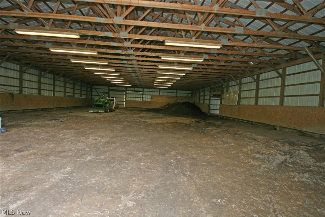 41744 Butternut Ridge Road Elyria, OH 44035 - Photo 10 of 29 Inside the Arena