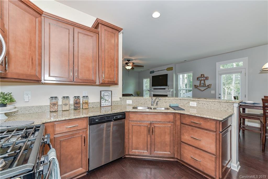 10240 Withers Road Charlotte, NC 28278 - Photo 7 of 24 Gallery Image 7