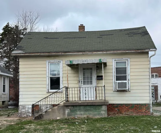 $20,900 | 211 South Hamilton Street, Lincoln, IL 62656
