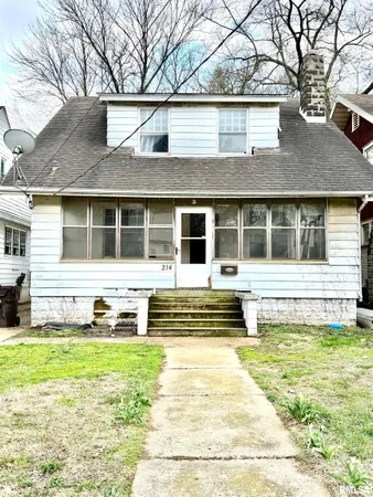 $55,000 | 214 East Thrush Avenue, Peoria, IL 61603