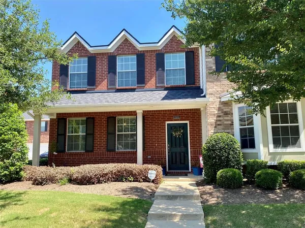 $2,475 | 3105 Carlisle Street, Bedford, TX 76021