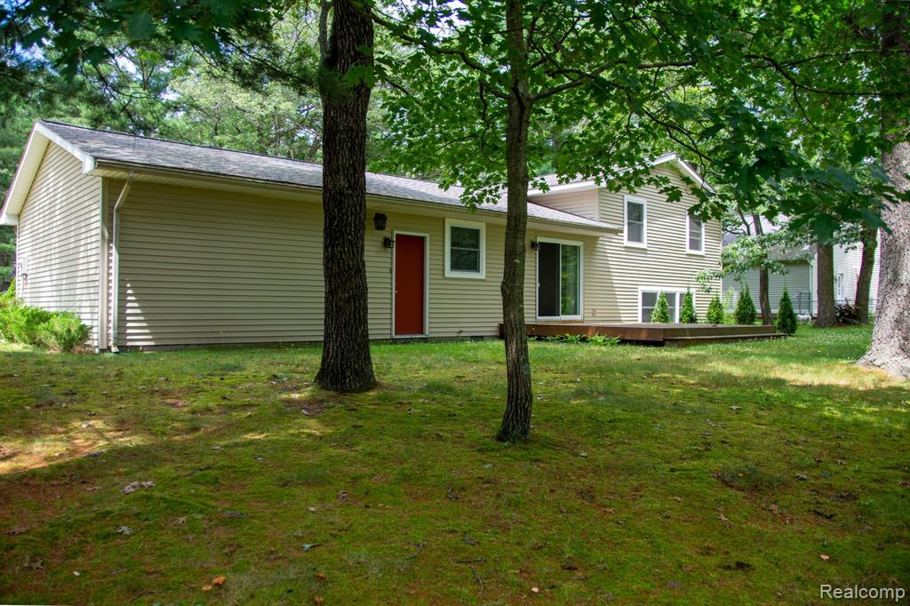 6130 Norway Road Oscoda, MI 48750 - Photo 2 of 9