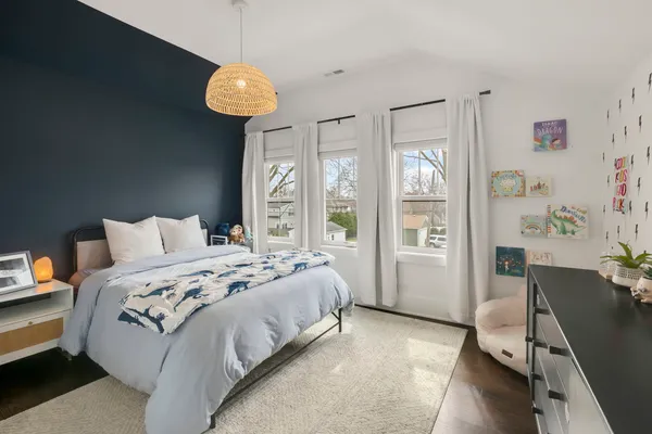 $1,250,000 | 903 North Vail Avenue, Arlington Heights, IL 60004