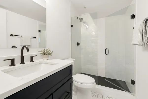 $1,250,000 | 903 North Vail Avenue, Arlington Heights, IL 60004