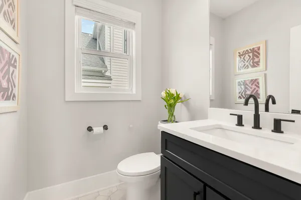 $1,250,000 | 903 North Vail Avenue, Arlington Heights, IL 60004